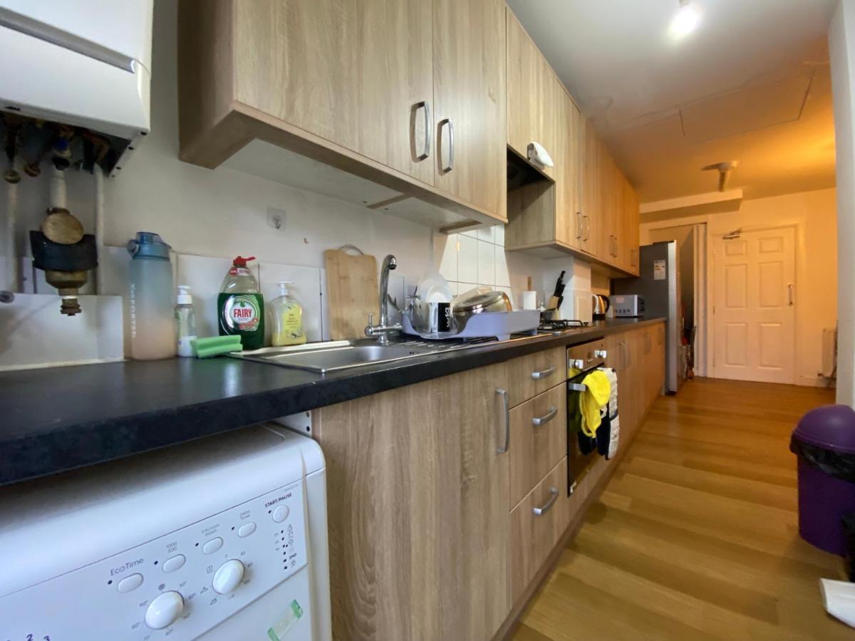 Nice Living Serviced Accommodations 4 โคเวนทรี ภายนอก รูปภาพ