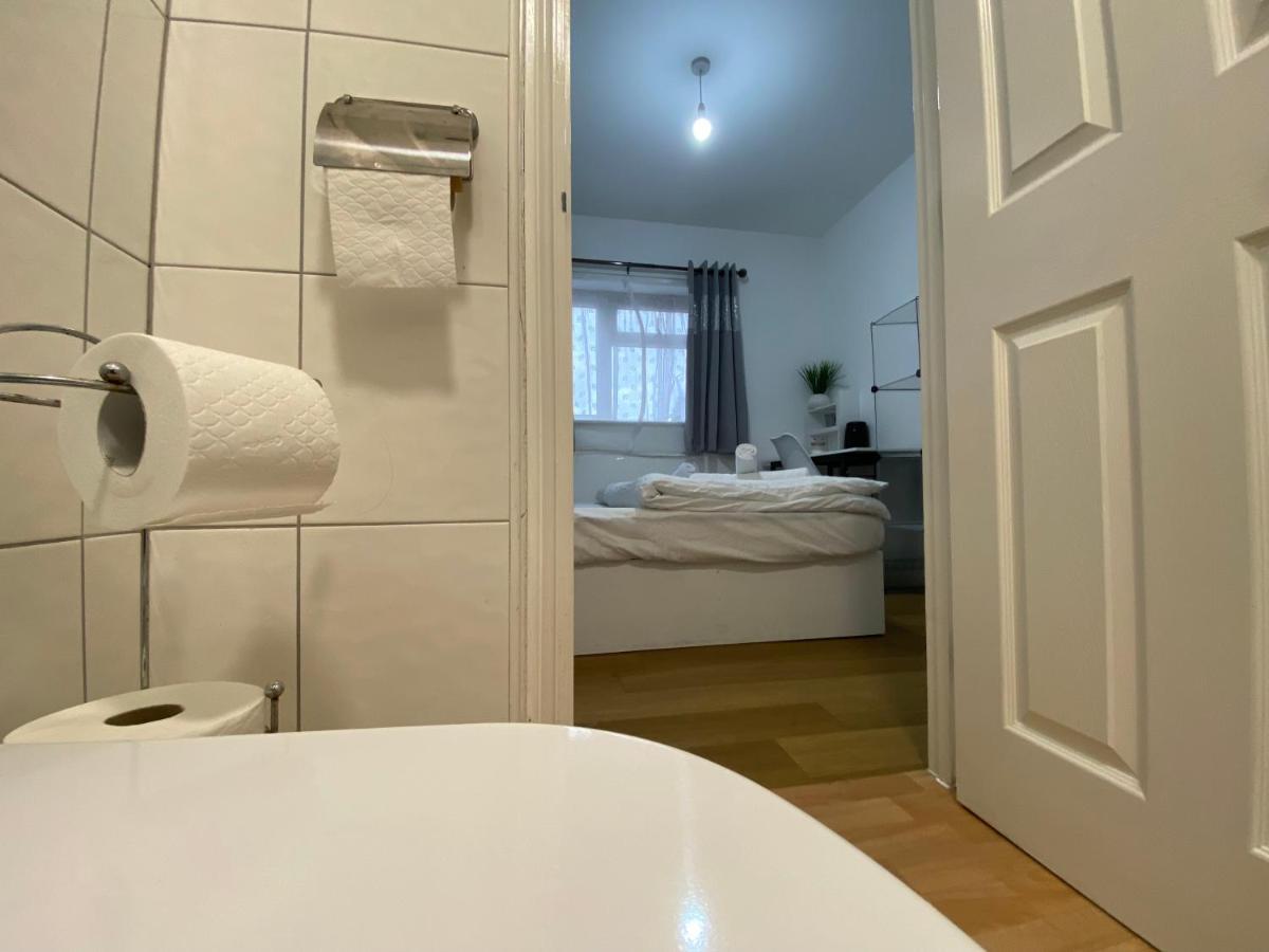 Nice Living Serviced Accommodations 4 โคเวนทรี ภายนอก รูปภาพ